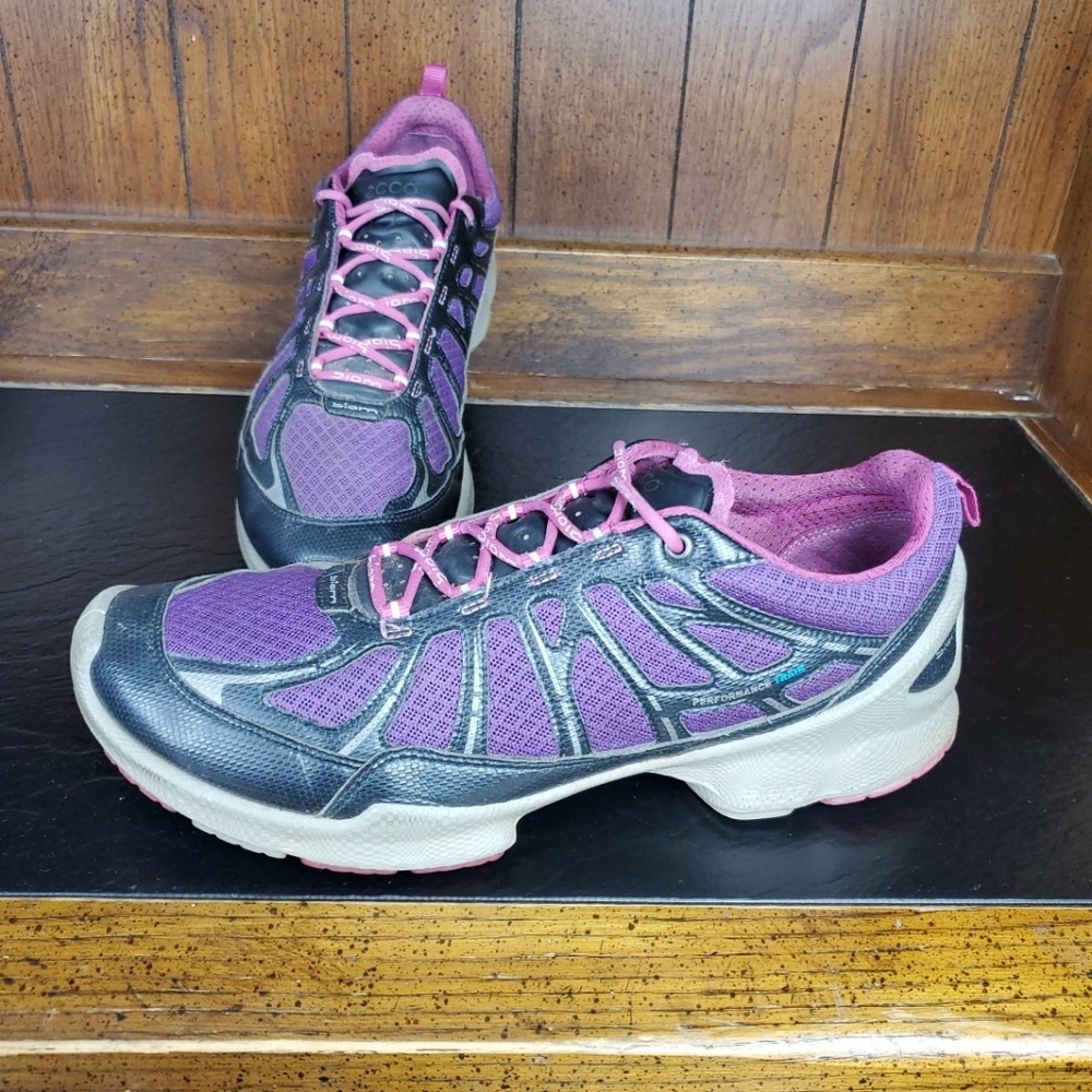 Ecco Biom Fjuel Train Walking Athletic Trail Shoes Sz 42